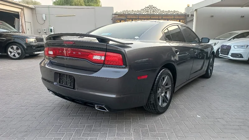 شاحن دودج 2014 SE سعة 3.6 لتر V6 بحالة ممتازة مواصفات خليجية63612062597251113