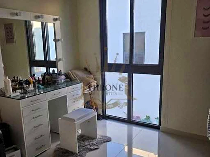 فيلا مكونة من 3 غرف نوم + غرفة خادمة | صف واحد | زاوية النهاية63740867948802113