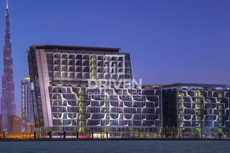 Sleek Design | Iconic Burj Views | Sunlit Spaces63918553812994112