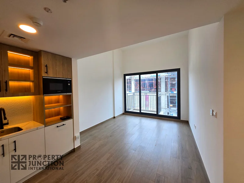 Community Living | Brand New | Ready To Move |63951549409794111