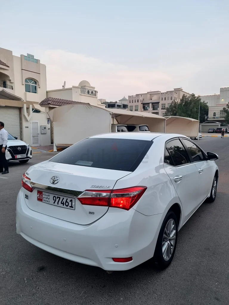 تويوتا كورولا 201563612452121602113