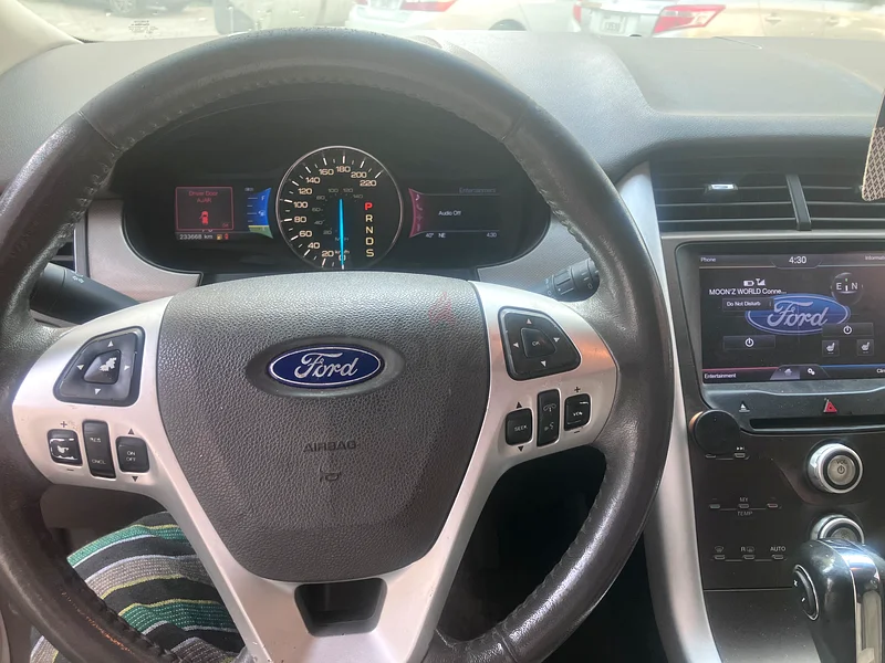 FORD EDGE 2013 (SEL AWD) GOING CHEAP !!!63612083088258114