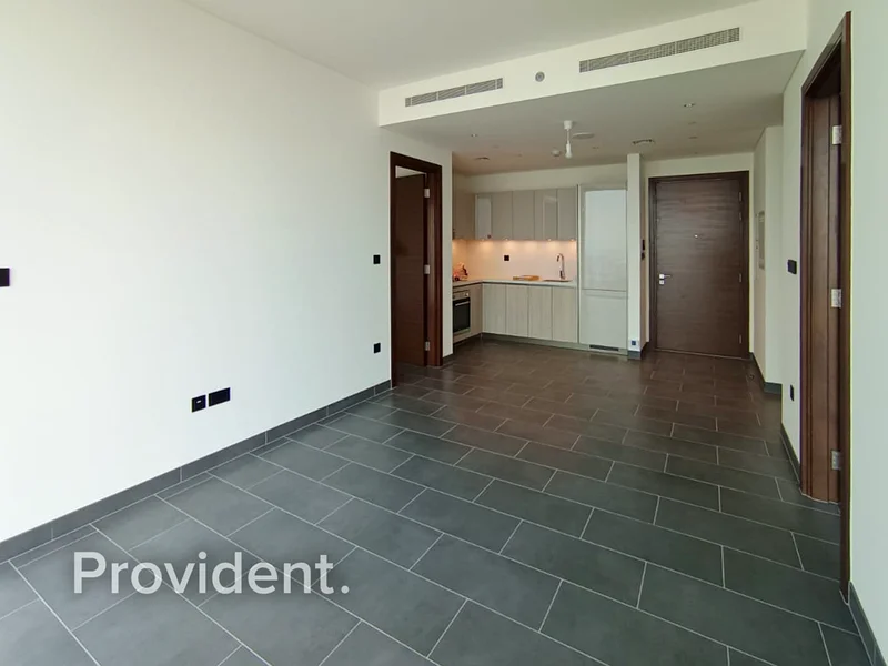 Creek View | Modern Living | Established Community64018524201218110