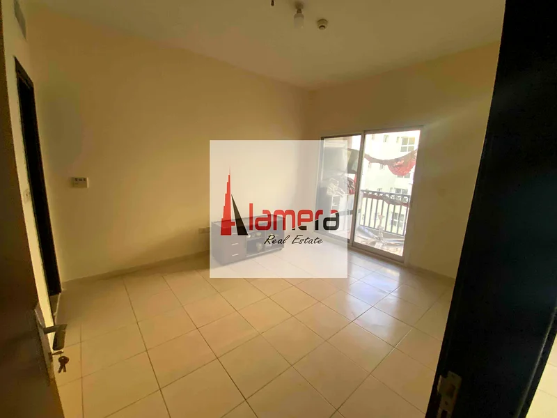 Vacant | Near New Metro station |  Huge Garden | 1 Parking | Spacious Studio63742472009090114