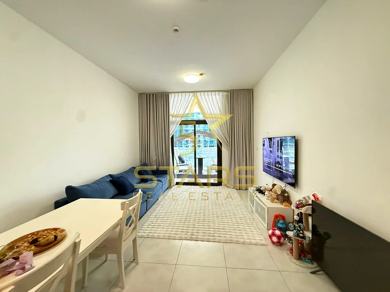Pool View | Spacious | Unfurnished63977888956675110
