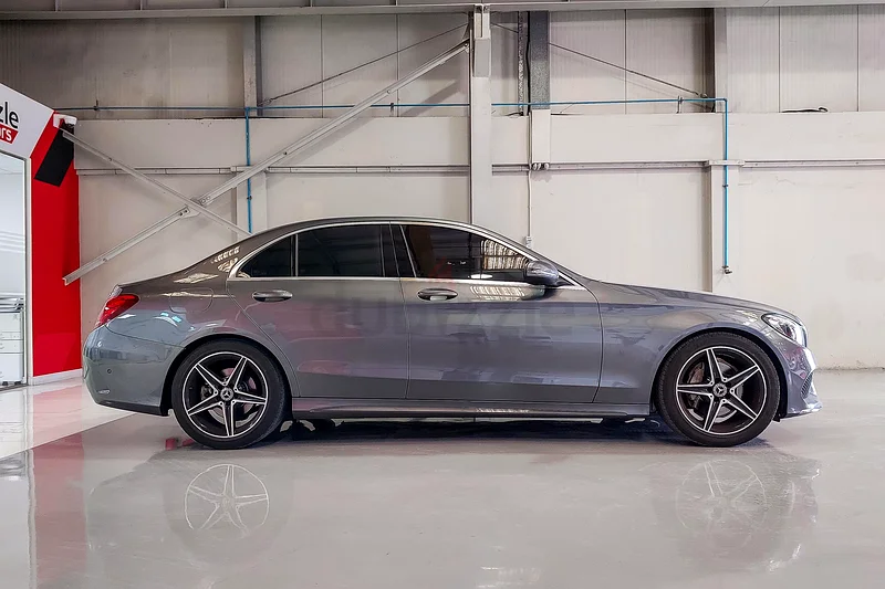 1292 درهم إماراتي/شهر | مرسيدس بنز C-Class C200 2018 | مواصفات الخليج | الرمز المرجعي#35964863613133616130113