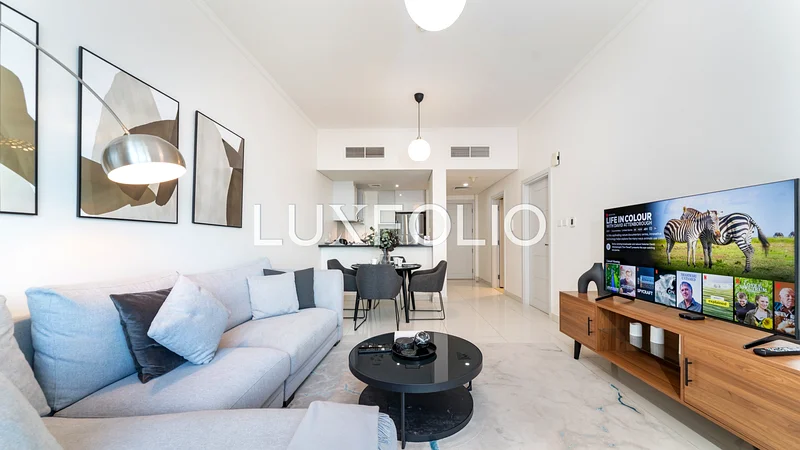 High-Floor Elegance | 1-Bedroom with Marina Views63834092773634114