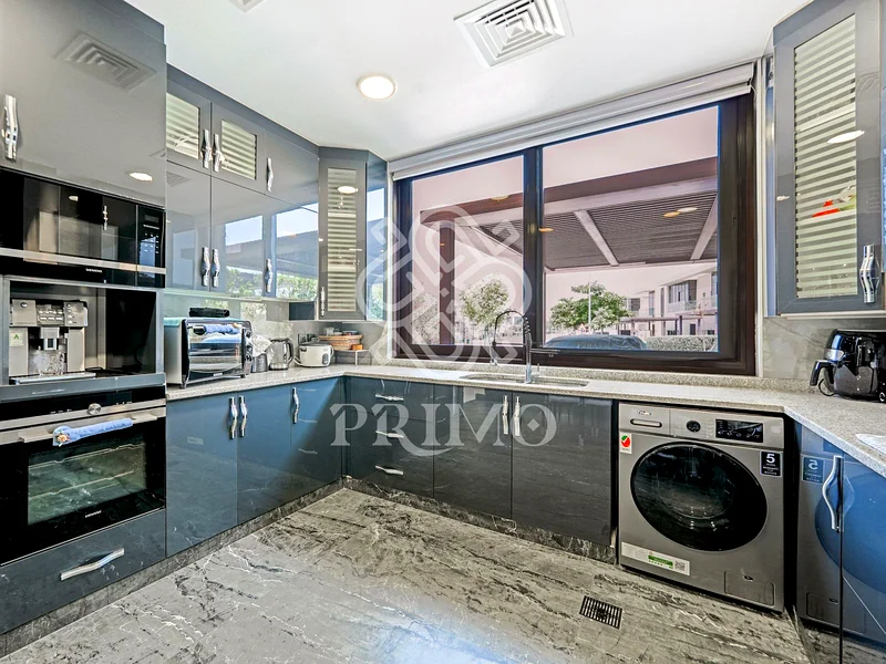 3 Bed THL | Exclusive| Vacant on Transfer| Topanga63972758872707111