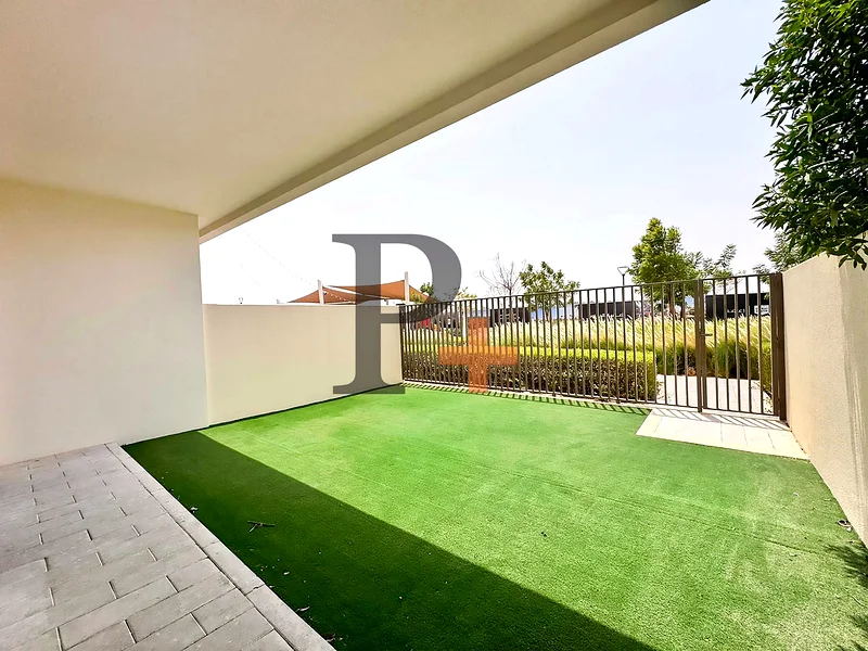 Single Row | Gated | Ready to Move63805749388419112