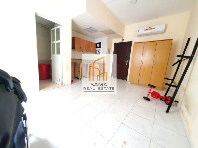 REASONABLE PRICE STUDIO WITH SPACIOUS KITCHEN WITH CABINET N SPLIT AC FOR FAMILY RENT ONLY 16K63704145618563111