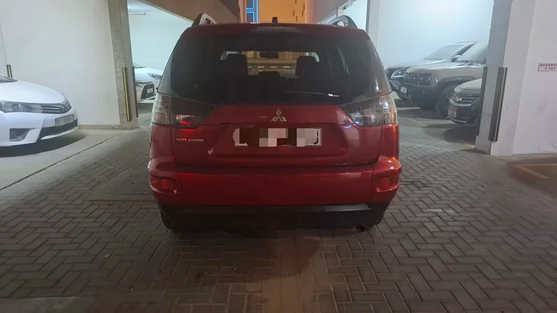 Rare Red color Mitsubishi Outlander63612068181122113