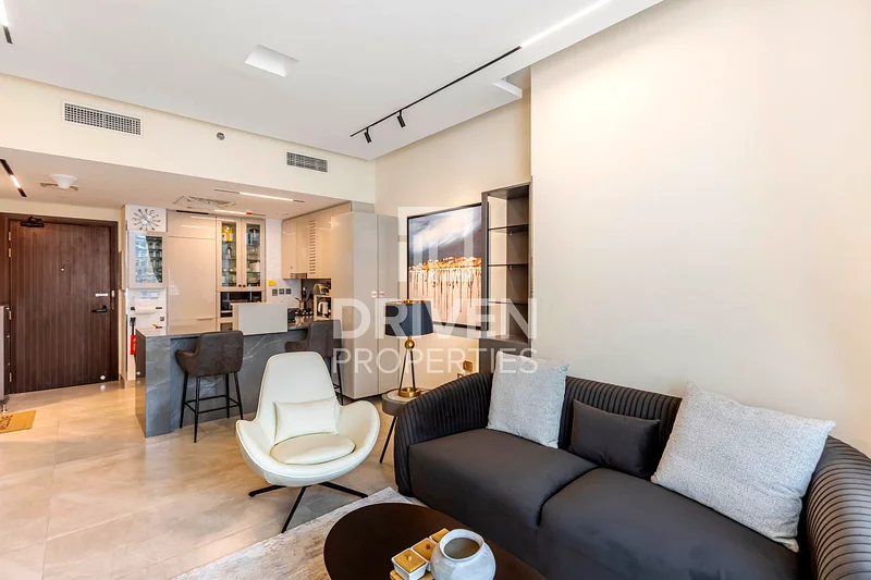 Fully Furnished | Spacious Layout | Upgraded63793588600066110