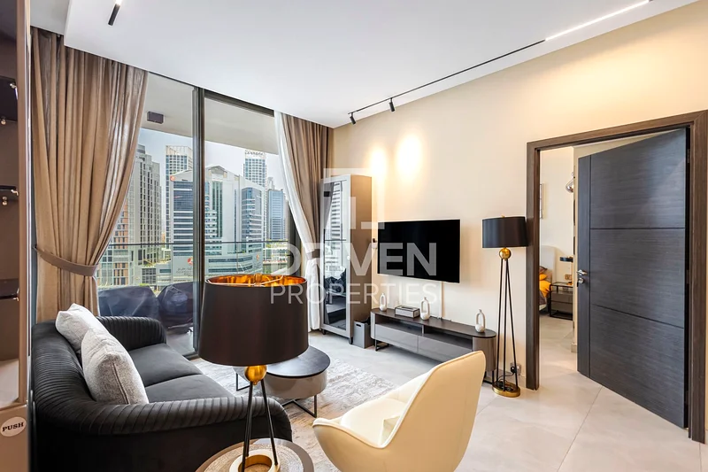 Fully Furnished | Spacious Layout | Upgraded63793588600066113