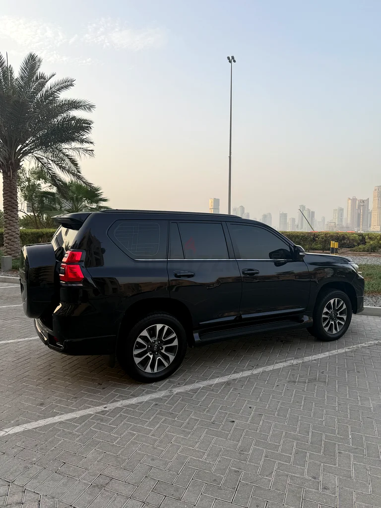 ▪️FULL SERVICE HISTORY TOYOTA AL FUTTAIM
▪️SERVICE CONTRACT   PENDING BY TOYOTA
▪️PRADO 2023 VXR V663612451349379111