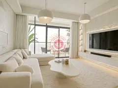 Skyline Studio with Canal View | Bills Included