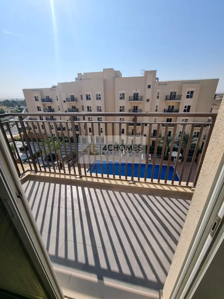 شقة مطلة على المسبح للإيجار، بائع جاد، صيانة جيدة63918088127746110