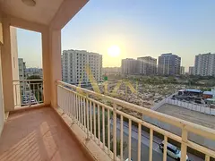 1-Bedroom Apartment | Mazaya 28, Queue Point, Liwan | 628 sqft | Community View