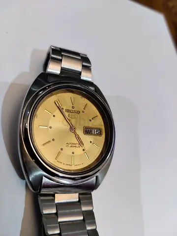 Seiko 5 Vintage Automatic 17 Jewels Watch