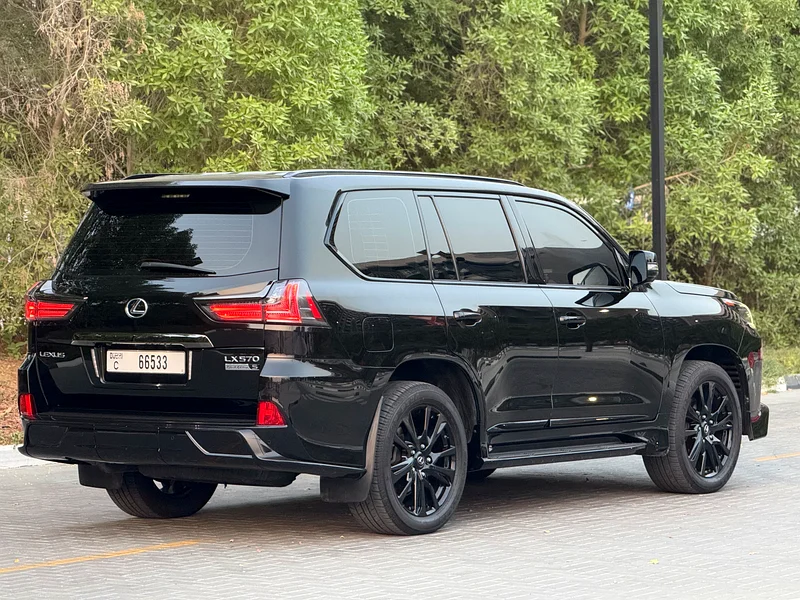 LX570 black edition S 201963612073590019114