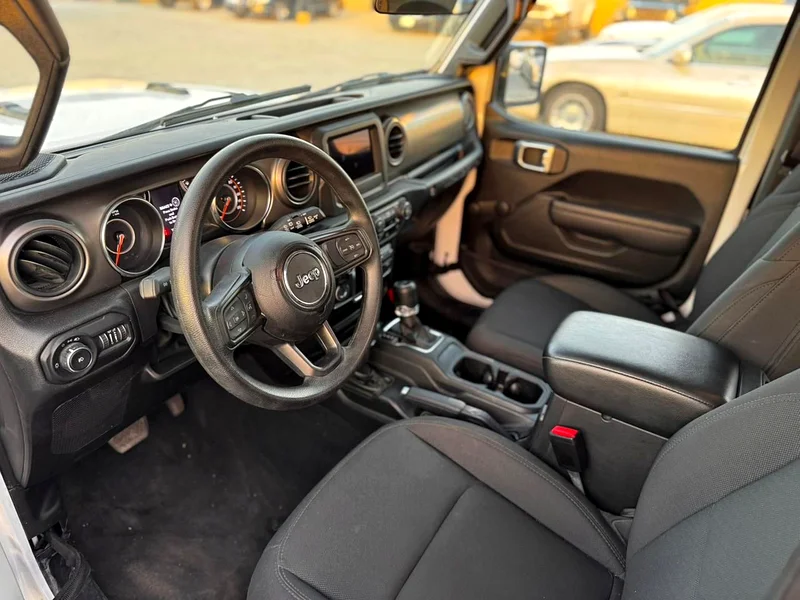 Low mileage Jeep Wrangler Sport63612071510146114