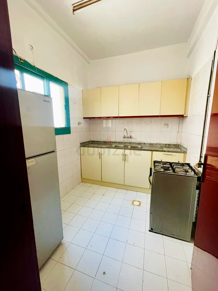 Fully furnished 1 bhk flat at Rolla, for family only63827630167938114