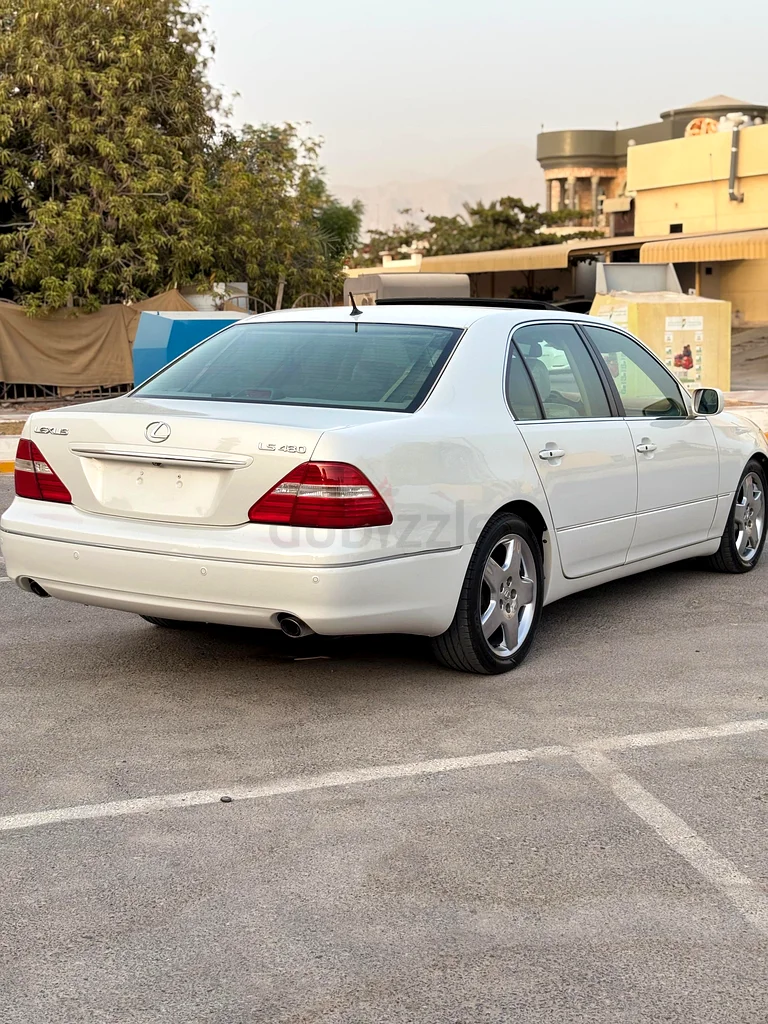 Lexus ls43063612072996738112