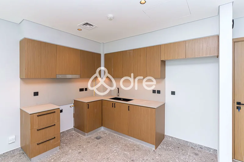 Brand New | Spacious Layout | Prime Location64043668252802113