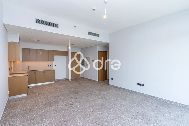 Brand New | Spacious Layout | Prime Location64043668252802114