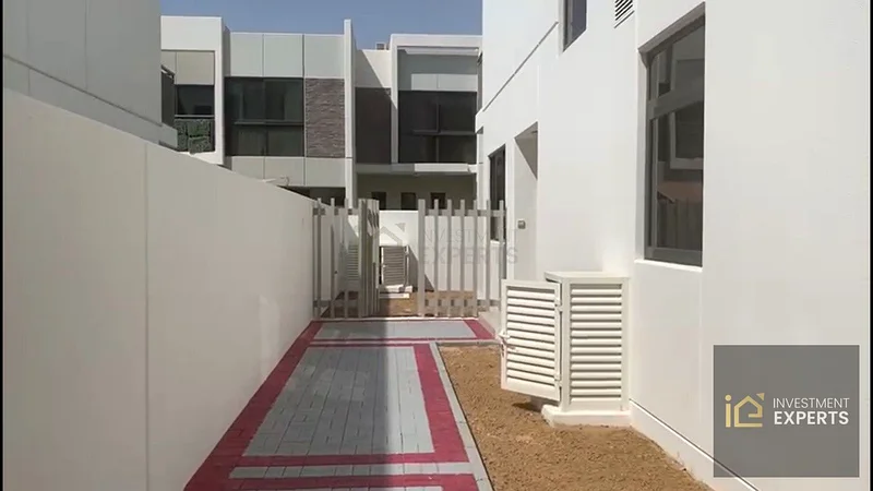 🏡 منزل متصل فسيح للإيجار في داماك هيلز 263740867956737112
