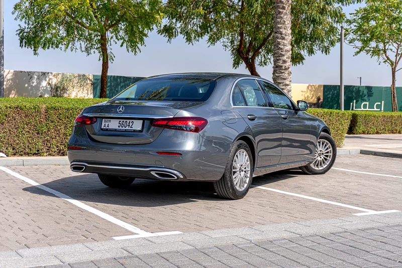E200 مع تعليق هوائي | دفعة أولى 0% متوفرة63613134999810112