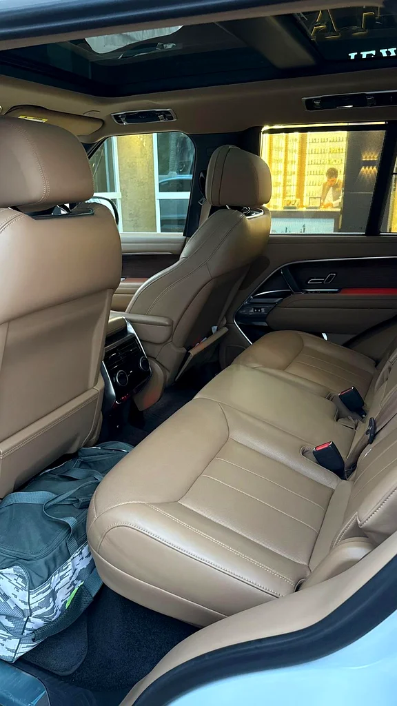 Range Rover Vogue HSE 8 Cylinder P53063612090501889112