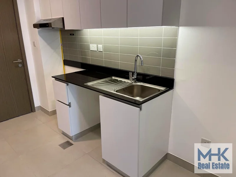 Spacious Studio in Pulse Residence Dubai South63751682529155114