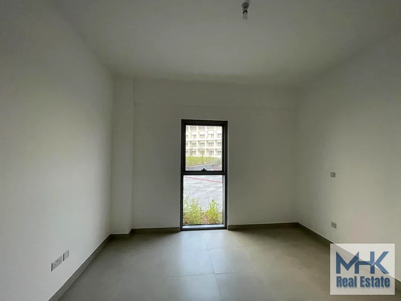 Spacious Studio in Pulse Residence Dubai South63751682529155112