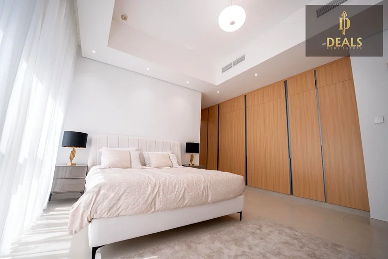 0 commission Live in style with stunning creek views and a modern design that suits all lifestyles.63875545063298113