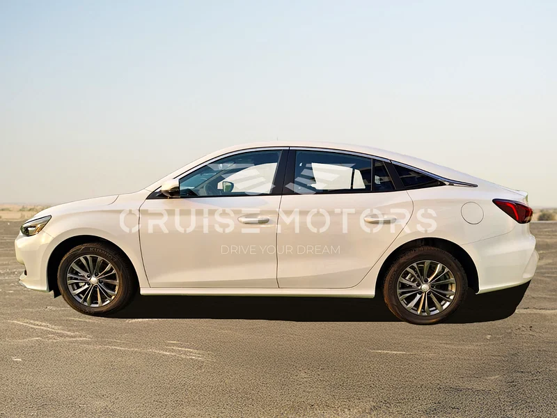 MG5 LUXURY EDITION 1.5L PETROL AT MY2025 - WHITE63613735921410113