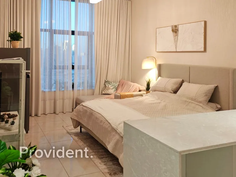 Furnished | Studio | Move-in Ready | 4 Cheques63782516821890114