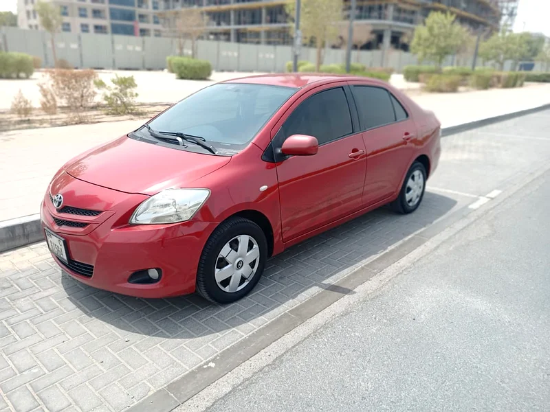 ACCIDENT FREE RED TOYOTA YARIS FOR SALE63612448863362112