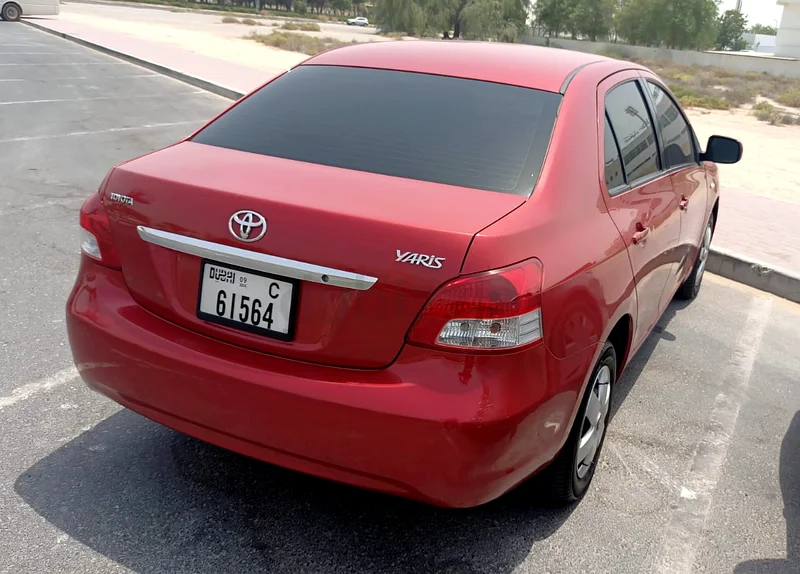 ACCIDENT FREE RED TOYOTA YARIS FOR SALE63612448863362114