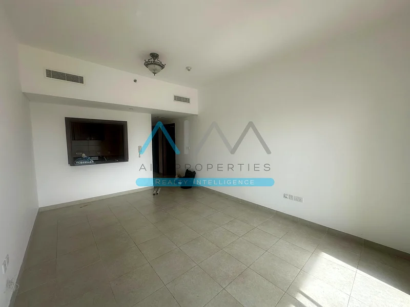 High-Floor 1-Bedroom Apartment | Spacious Layout | Open Views | Rent for AED 55,00063728636919297113