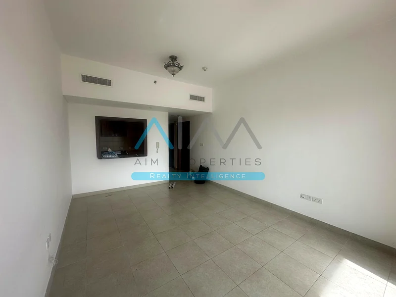 High-Floor 1-Bedroom Apartment | Spacious Layout | Open Views | Rent for AED 55,00063728636919297112