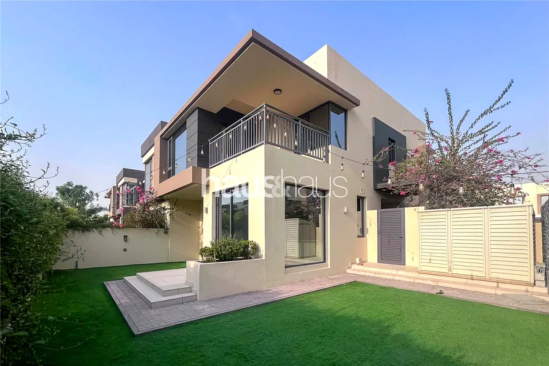 Large Plot | VOT | Corner Unit64045900732162110