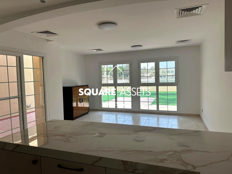 Full Lake View | Fully Upgraded | 4BR + Maids63654978768513113