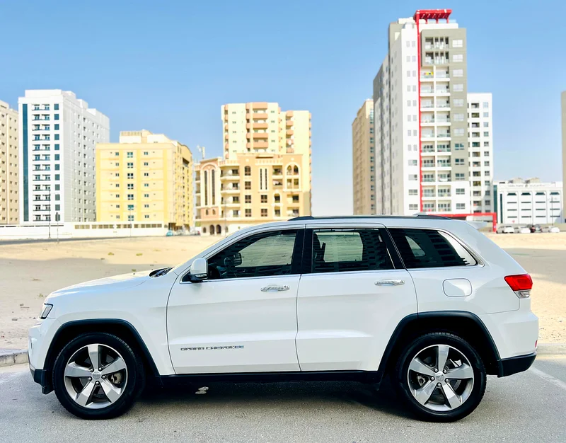 JEEP GRAND CHEROKEE 2014 MODEL WHITE GCC SPECS REF.272463612071223938112