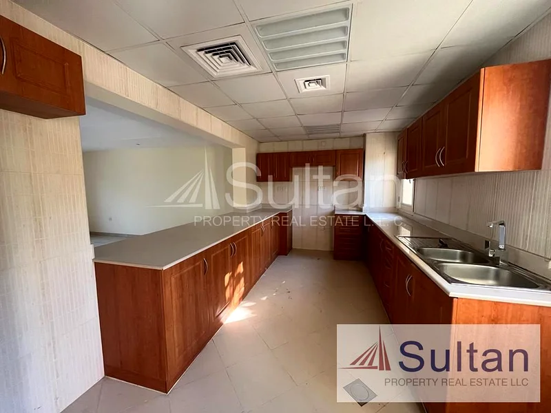 3 BR TH + Maids Lagoon view in Al Hamra Village63859192051203112