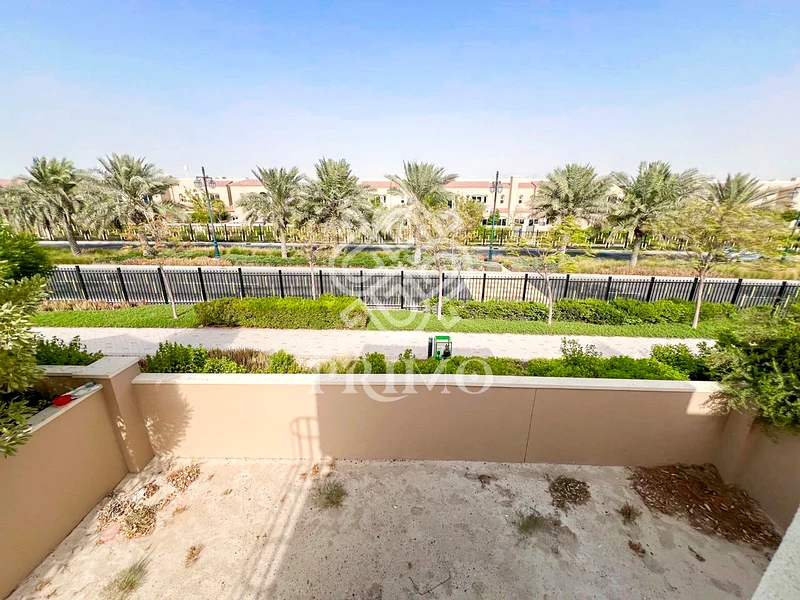 Type B | Single Row I Large Plot63725373101443112
