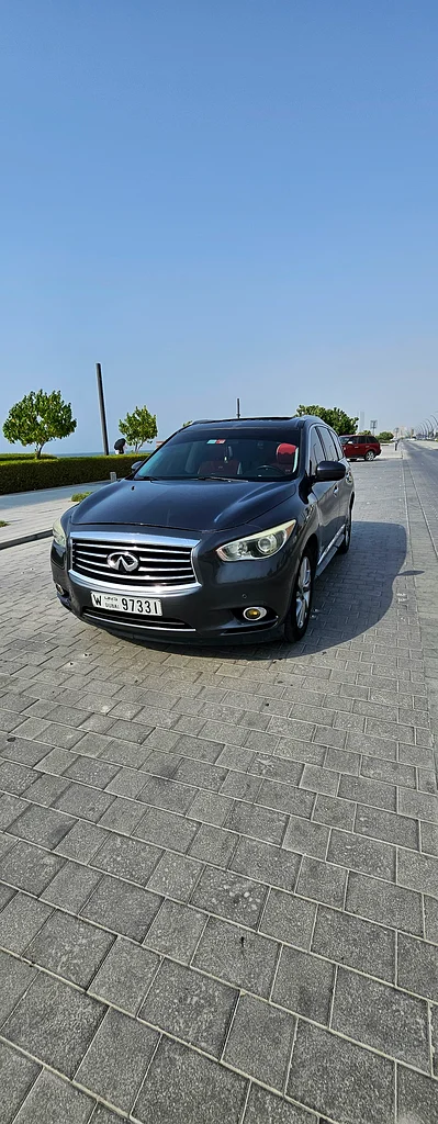 GCC CAR INFINITI JX 35 MODEL 2013 GOOD CONDITION, FULL HISTORY,SECOND HAND63613464742785111