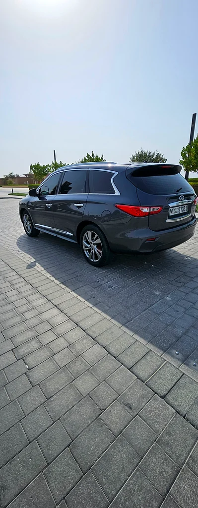GCC CAR INFINITI JX 35 MODEL 2013 GOOD CONDITION, FULL HISTORY,SECOND HAND63613464742785112