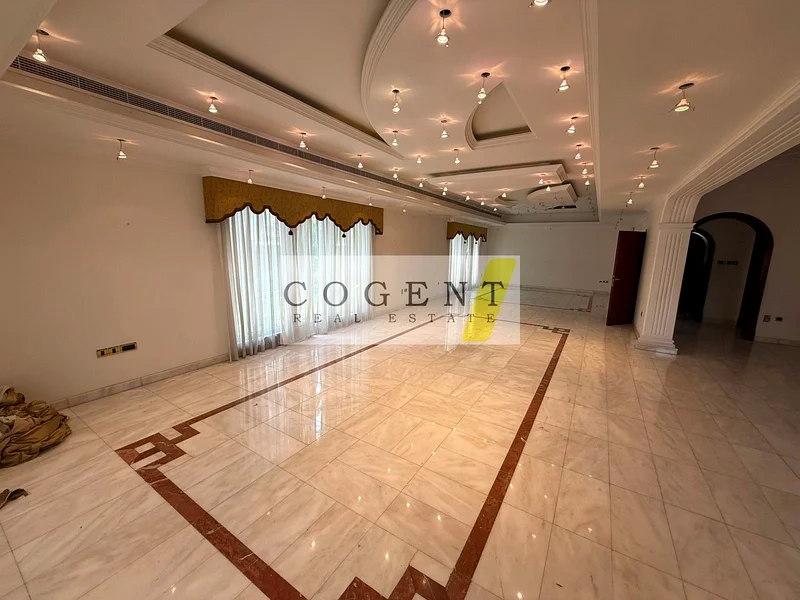 Independent Villa | Pvt Garden | Majlis & Driver63654980854147111