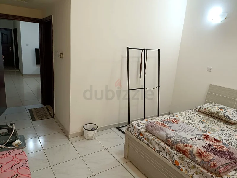 1Bhk fully furnished flat available for monthly near megamall63827630064897114