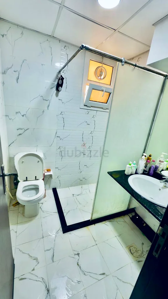 1 BHK READY TO MOVE IN FULLY FURNISHED AVAILABLE ONLY FOR FAMILY INDIAN63827630212737112